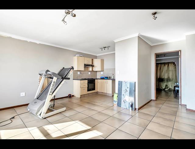 1 BEDROOM APARTMENT FOR SALE IN FERNDALE